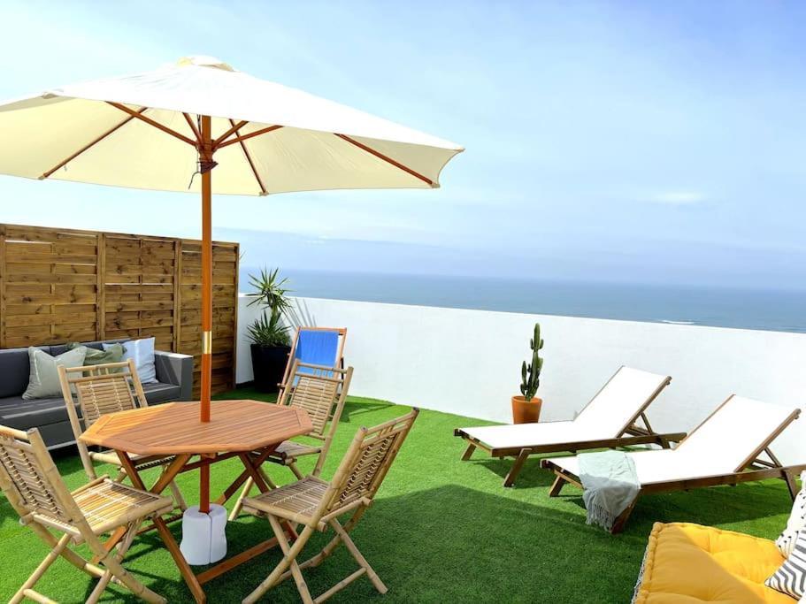 Apartamento Nazaré Ocean Flat - Private Rooftop Terrace BBQ Exterior foto