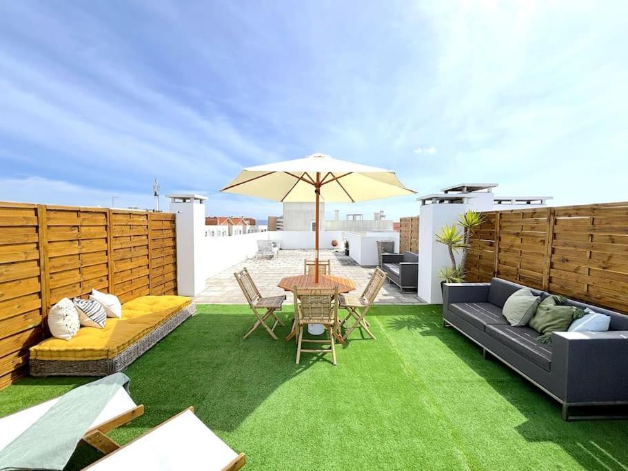 Apartamento Nazaré Ocean Flat - Private Rooftop Terrace BBQ Exterior foto